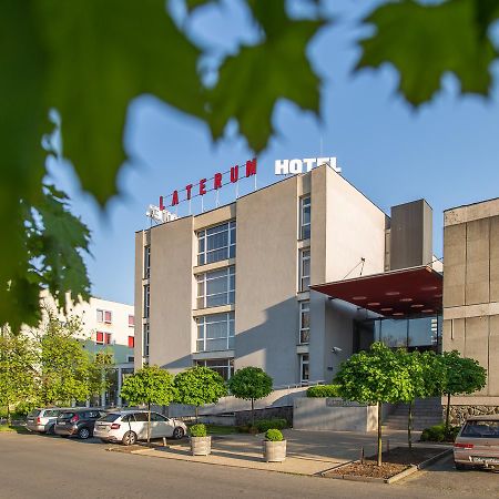 Hotel Laterum Печ Екстер'єр фото
