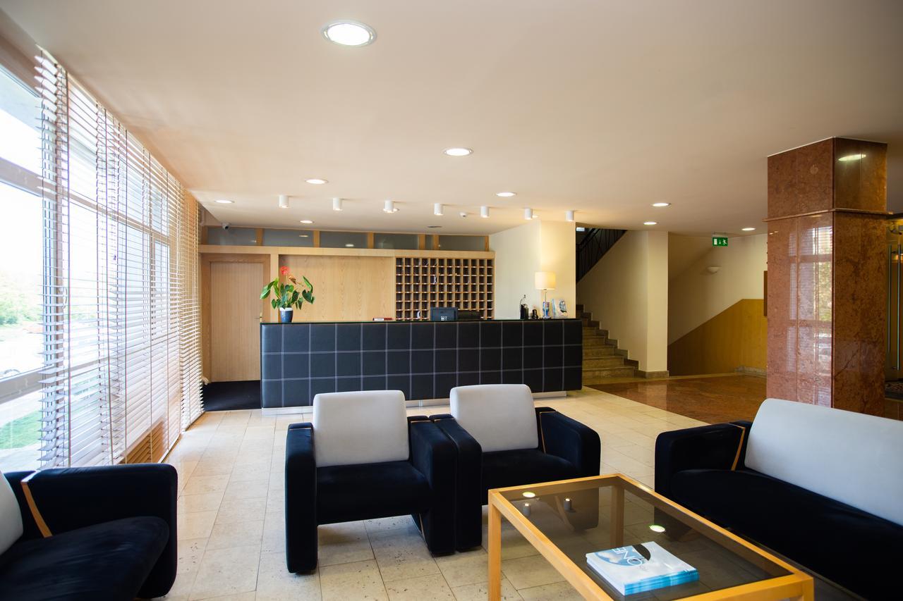 Hotel Laterum Печ Екстер'єр фото