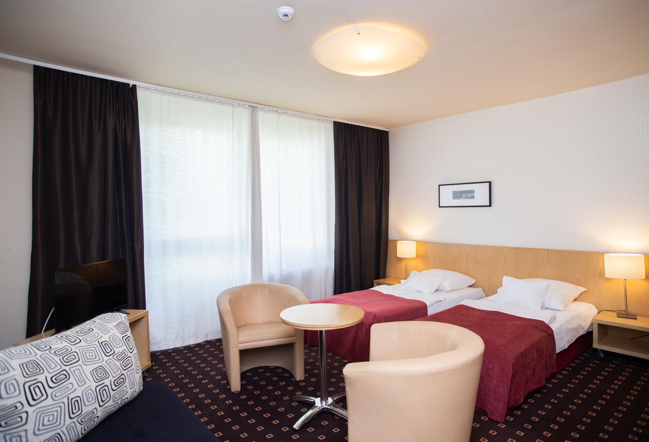 Hotel Laterum Печ Екстер'єр фото